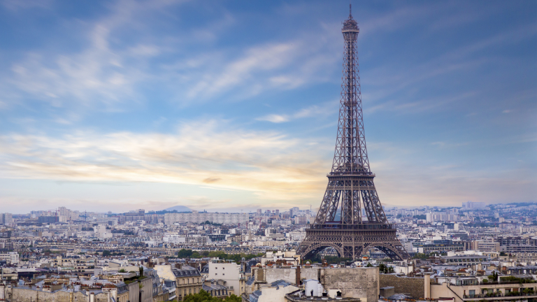 Париж е напът да запише най-добрата си година в туризма