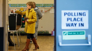 Шотландската национална партия е другият голям победител на проведените вчера предсрочни