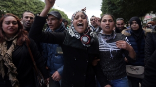 Безработицата разпалва отново напрежение в Тунис
