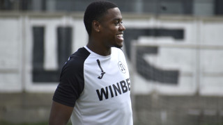 Левски е готов да вдигне офертата за Хуан Переа
Левски продължава