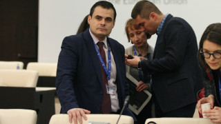 Общо 41 501 студенти получават европейски стипендии за успех и