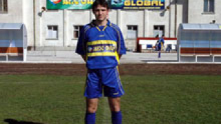 "Канарчетата" взимат капитана на Хасково