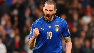 Леонардо Бонучи осъди феновете които освиркват италианския национален отбор Много е