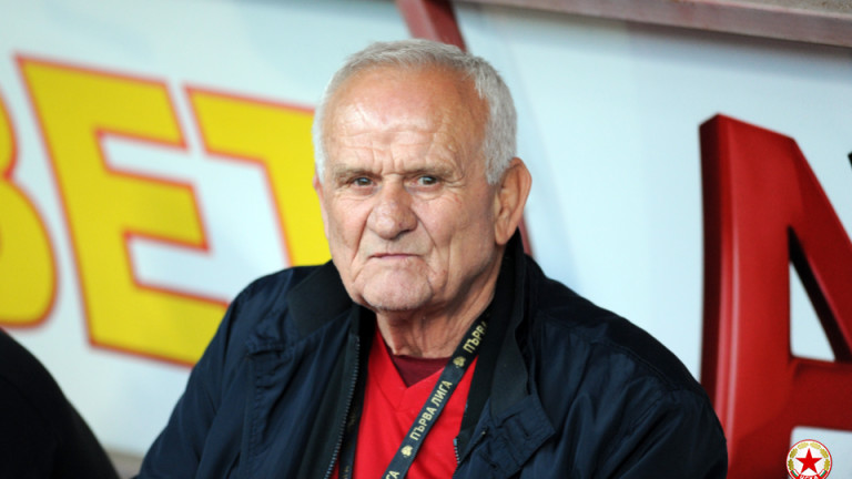 Легендарният сръбски треньор Люпко Петрович, познат у нас с работата