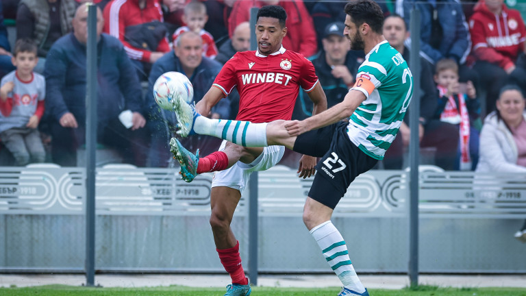 ЦСКА 0 : 0 Черно море 45+2′ КРАЙ НА ПЪРВОТО