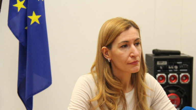 Водят се интензивни разговори за чартърите