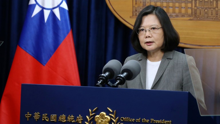 Панама прекрати дипломатическите си отношения с Тайван в полза на Китай