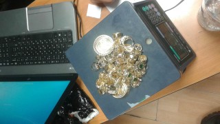 На митнически пункт Лесово откриха 976 грама контрабандни златни накити