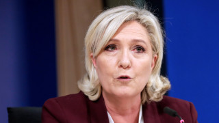 Френският крайнодесен лидер Марин льо Пен разкри новата крайнодясна група