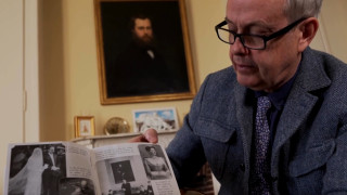 Графът на Париж чиято прабаба някога е носила сапфирената тиара