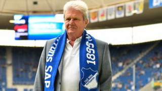 Собственикът на немския футболен Хофенхайм разработва ваксина срещу коронавируса тръбят