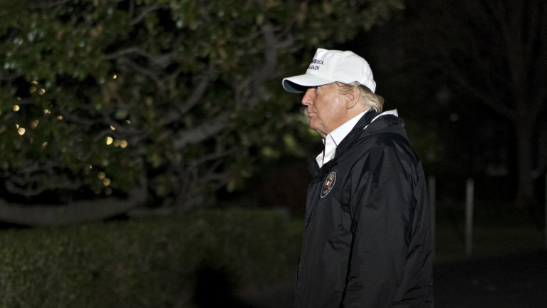 Президентът на САЩ Доналд Тръмп инспектира границата с Мексико. Преди