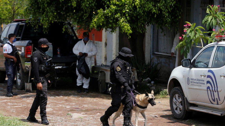 77 000 изчезнали и близо 300 000 жертви на нарковойната в Мексико