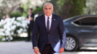 Израелският външен министър Яир Лапид обяви късно в понеделник че