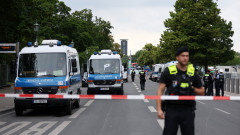 Полиция простреля мъж с кирка и "Молотов" на парад на фенове от Евро 2024 в Хамбург