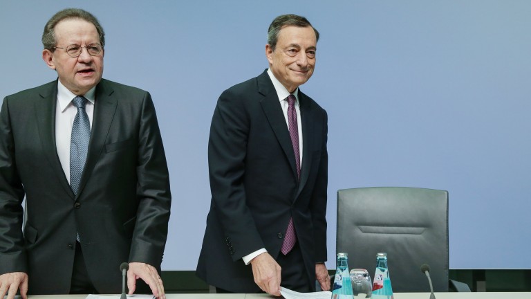 ЕЦБ удължи програмата за стимули до септември 2018 г., но я намали от €60 до 30 млрд. 