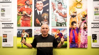 Христо Стоичков откри изложба в Плевен която е посветена на