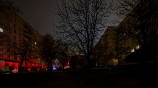 В Украйна обявиха мащабна тревога Това обяви Би Би Си В