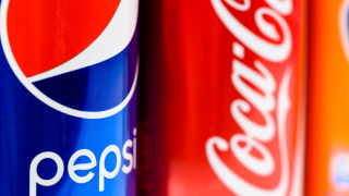 Coca-Cola и нейни конкуренти плашат Великобритания със съд