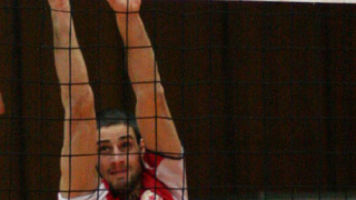 ЦСКА се разделя с двама след мача с Тур