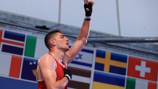 Младият български боксьор Рами Киуан постигна впечатляваща победа в първия