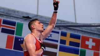 Младият български боксьор Рами Киуан постигна впечатляваща победа в първия