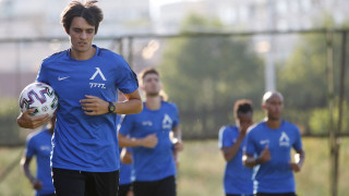 Нападателят Атанас Курдов вчера започна пробен период в Левски Юношата