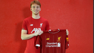 Отборът на Ливърпул демонстрира активност на летния трансферен пазар Мърсисайдци