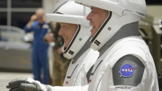 Лошо време и НАСА отложи полета на SpaceX