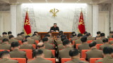 Армията на Северна Корея демонстрира брутално шоу на "сила, храброст и дух"
