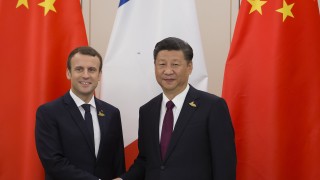 Китайският президент Си Дзинпин заяви пред френския си колега Еманюел