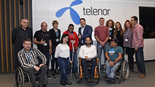 Програмата за наемане на хора с увреждания в Telenor приема четирима нови служители