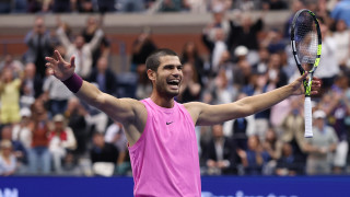 Впечатляващ Алкарас свали Синер от трона в Ню Йорк и върха в световната ранглиста