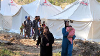 Над 130 хил. бежанци от Сирия влязоха в Турция за три дни