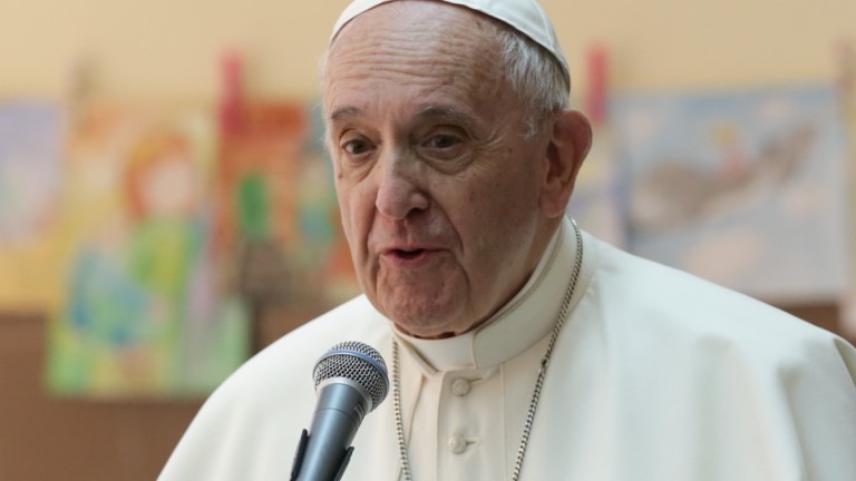 Папа Франциск отрече, че планира да се оттегли в близко