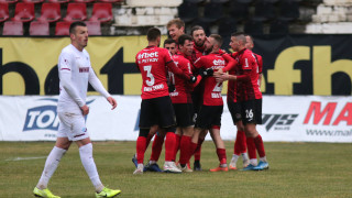 Локомотив София победи Септември София в мач от 21 ия кръг
