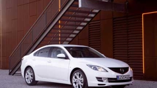 Mazda6 с максималните 5 звезди за безопасност