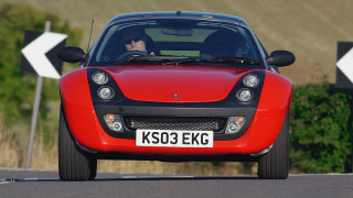 Всички знаем че любовта понякога е нелогична Привързваме се към