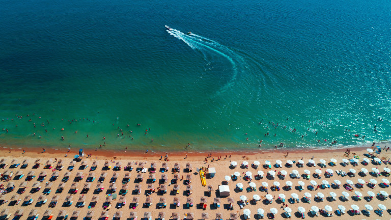 Разнообразни оферти или ниска цена: Какво докара почти 1 милион румънски туристи у нас?