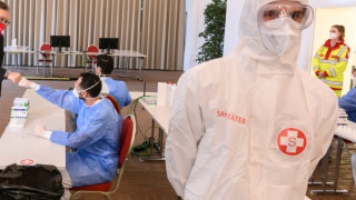 Лидерите на Австрия Словения Чехия Латвия и България призовават за