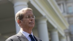 Бесент: САЩ са готови да наложат мита върху покупките на руски петрол от Китай