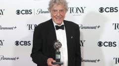 Известният британски драматург и сценарист Том Стопард почина