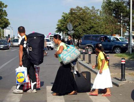 Париж: Румъния да си държи ромите, иначе никакъв Шенген