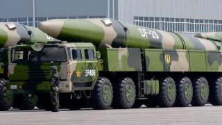 Китай в сряда изстреля две балистични ракети със среден обсег