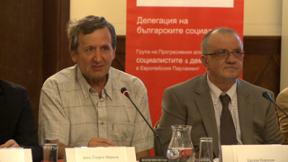 Показваме жълт картон на Македония, готвим и червения