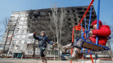 ФотоФабрика и Украйна: Архивите на едно престъпление - изложбата с кадри от войната, заснети от фоторепортерите на Reuters
