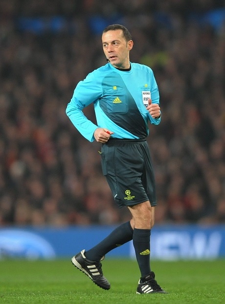 Повериха Арсенал-Барса на Джунейт Чакър