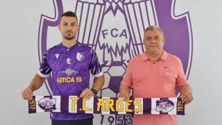 Българският нападател Милчо Ангелов ще играе от новия сезон за