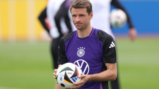 Ветеранът Томас Мюлер е близо до това да се присъедини