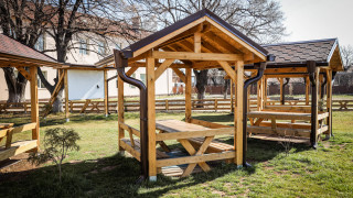 Класни стаи на открито ще посрещнат децата от 171 училище в София